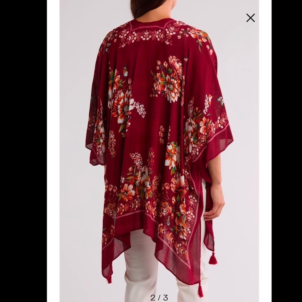 Vince Camuto Blooms Border Topper, Wine, One Size, NWT